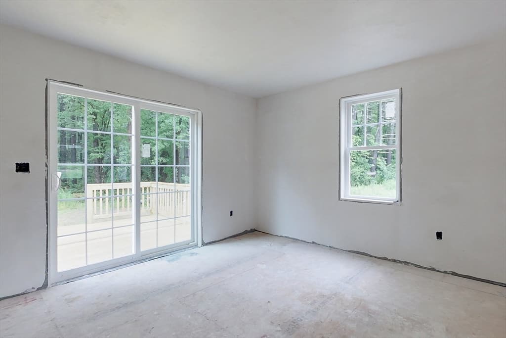 179 Brookline St, Pepperell MA 01463 photo 4