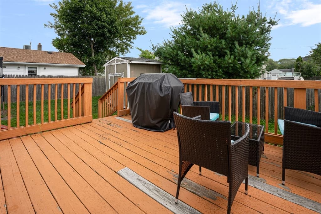 10 Sidney Ave, Swansea MA 02777 photo 23