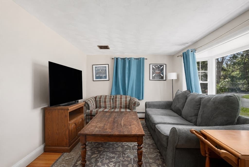 10 Sidney Ave, Swansea MA 02777 photo 7