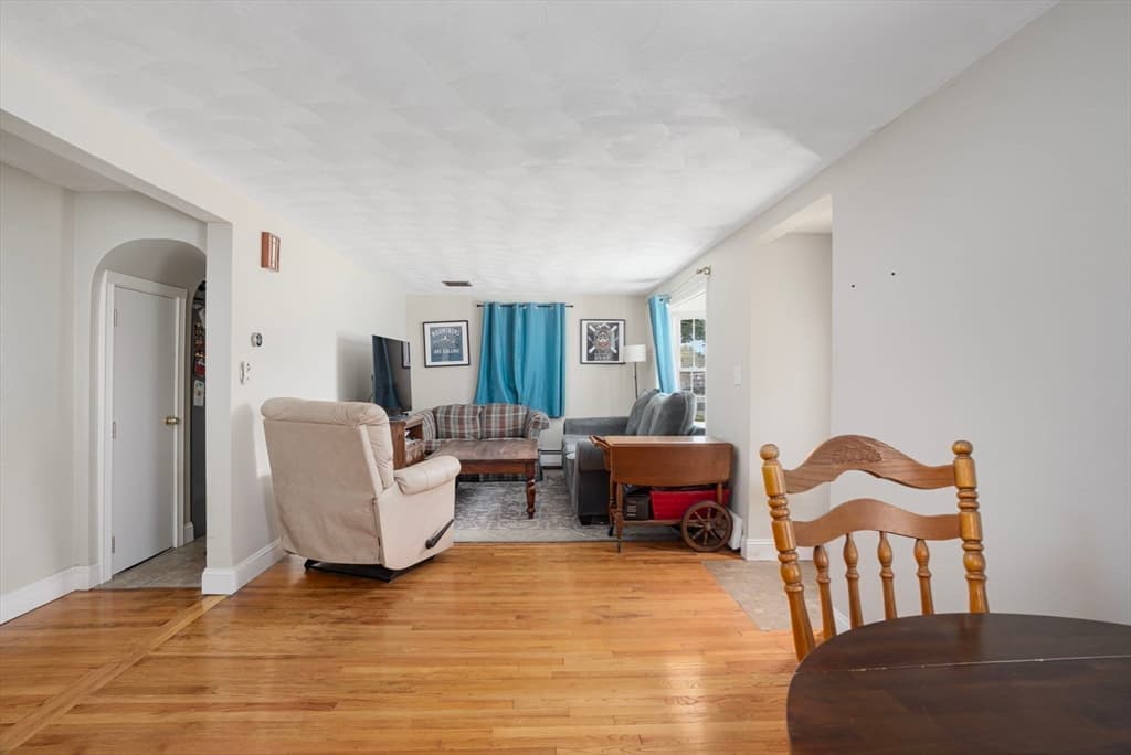 10 Sidney Ave, Swansea MA 02777 photo 9