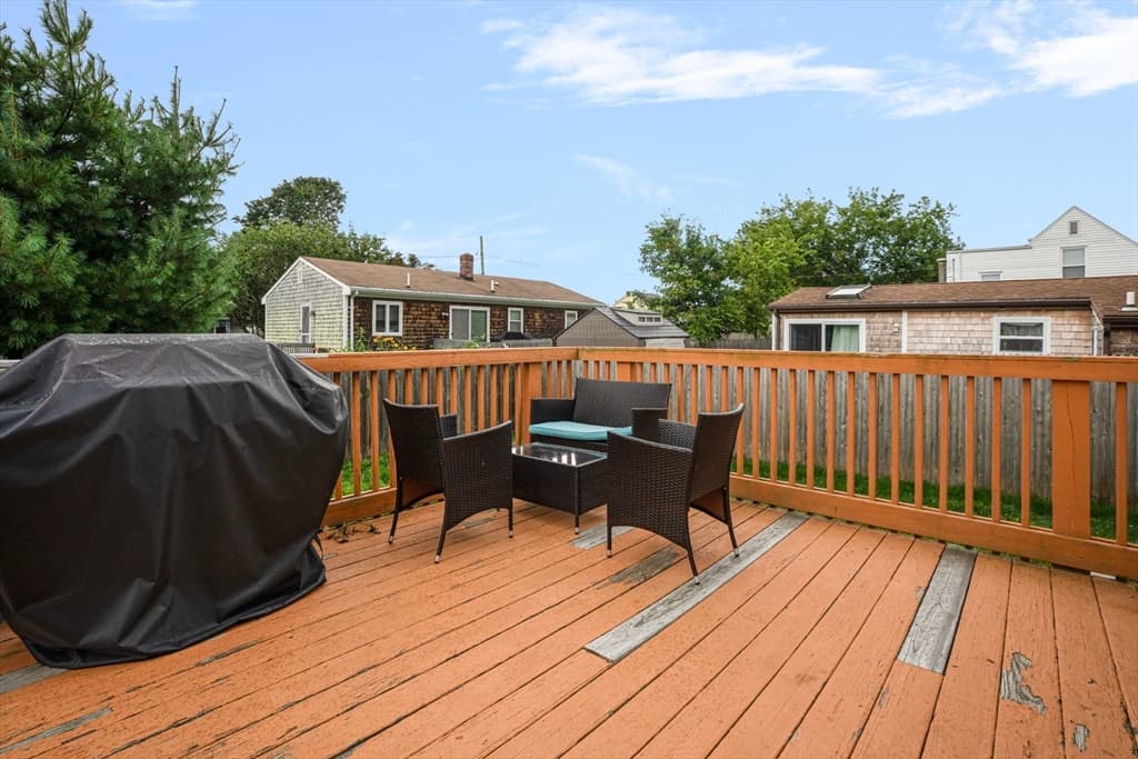 10 Sidney Ave, Swansea MA 02777 photo 24