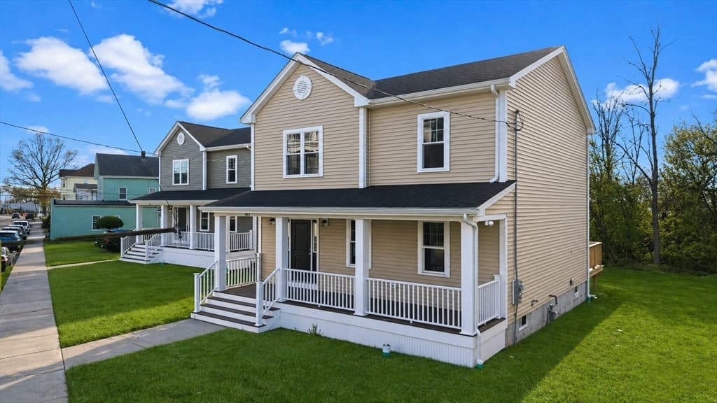 Single Family Residence at 989 Bay Street, Fall River MA 02724, Fall River, photo 2 of 40