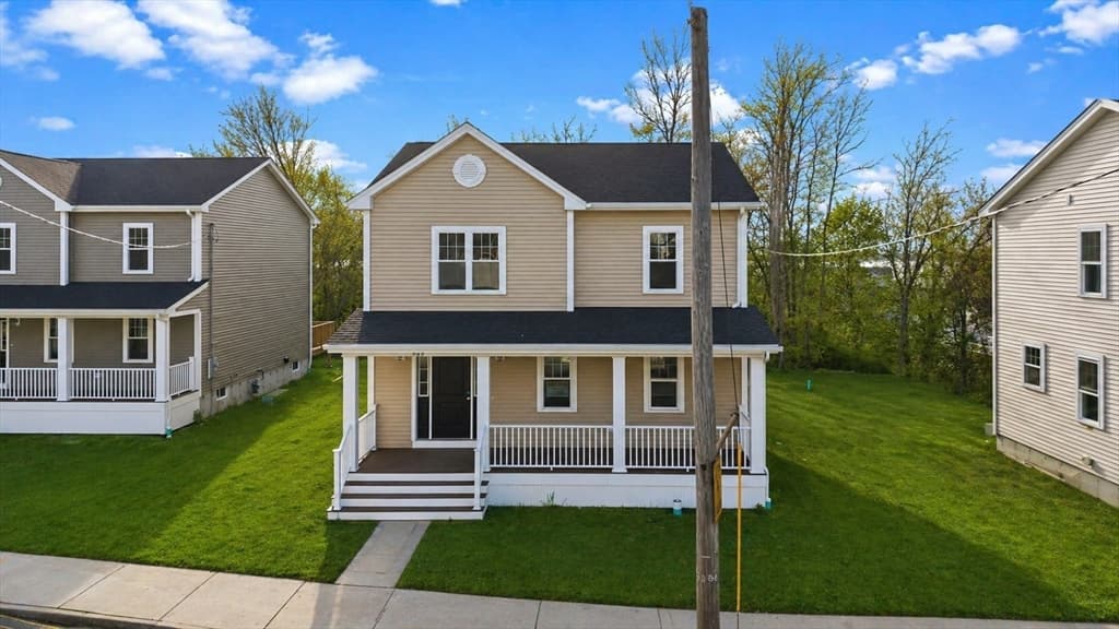 Single Family Residence at 989 Bay Street, Fall River MA 02724, Fall River, photo 3 of 40