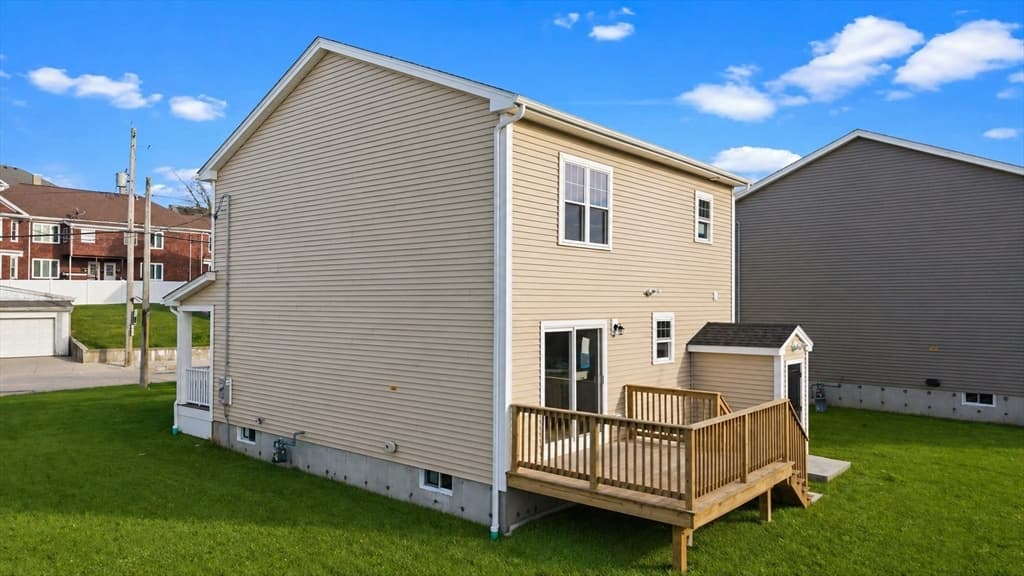 Single Family Residence at 989 Bay Street, Fall River MA 02724, Fall River, photo 5 of 40