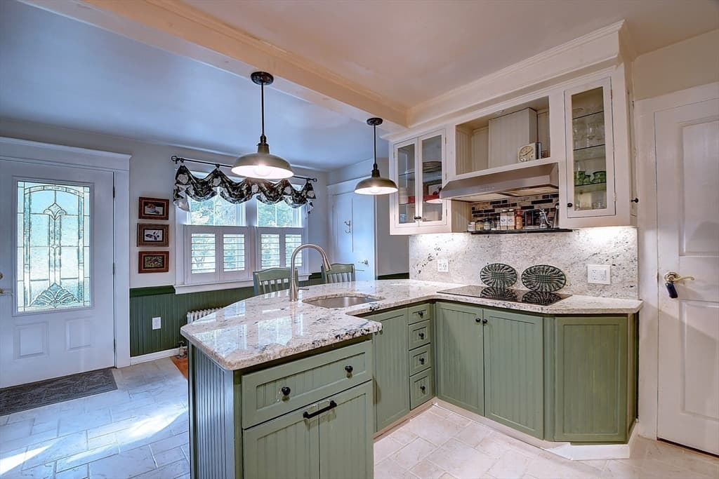 647 Main St # B, Oxford MA 01537 photo 13