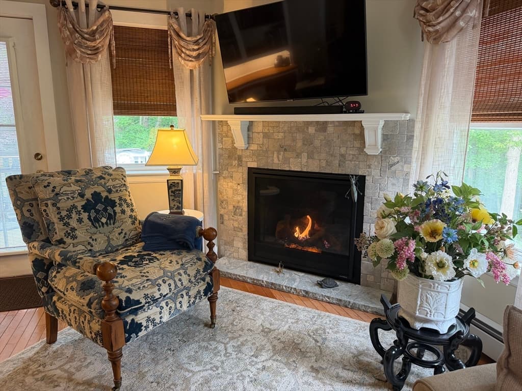 647 Main St # B, Oxford MA 01537 photo 7