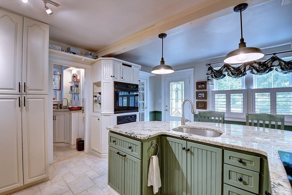 647 Main St # B, Oxford MA 01537 photo 14