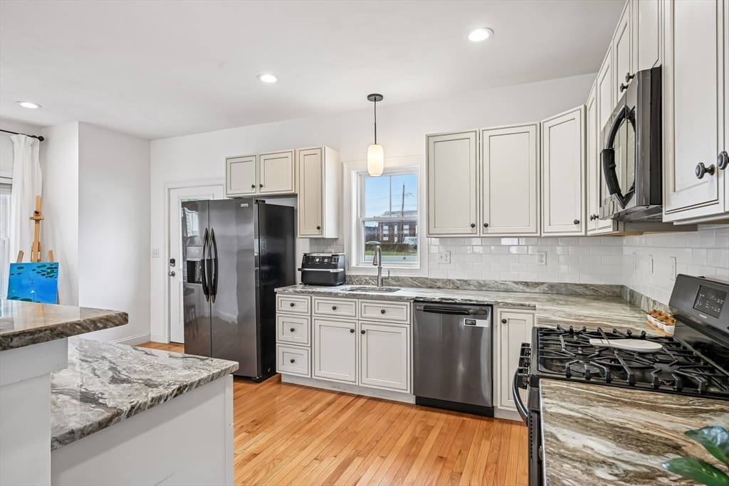 113 Pomona St, Revere MA 02151 photo 11