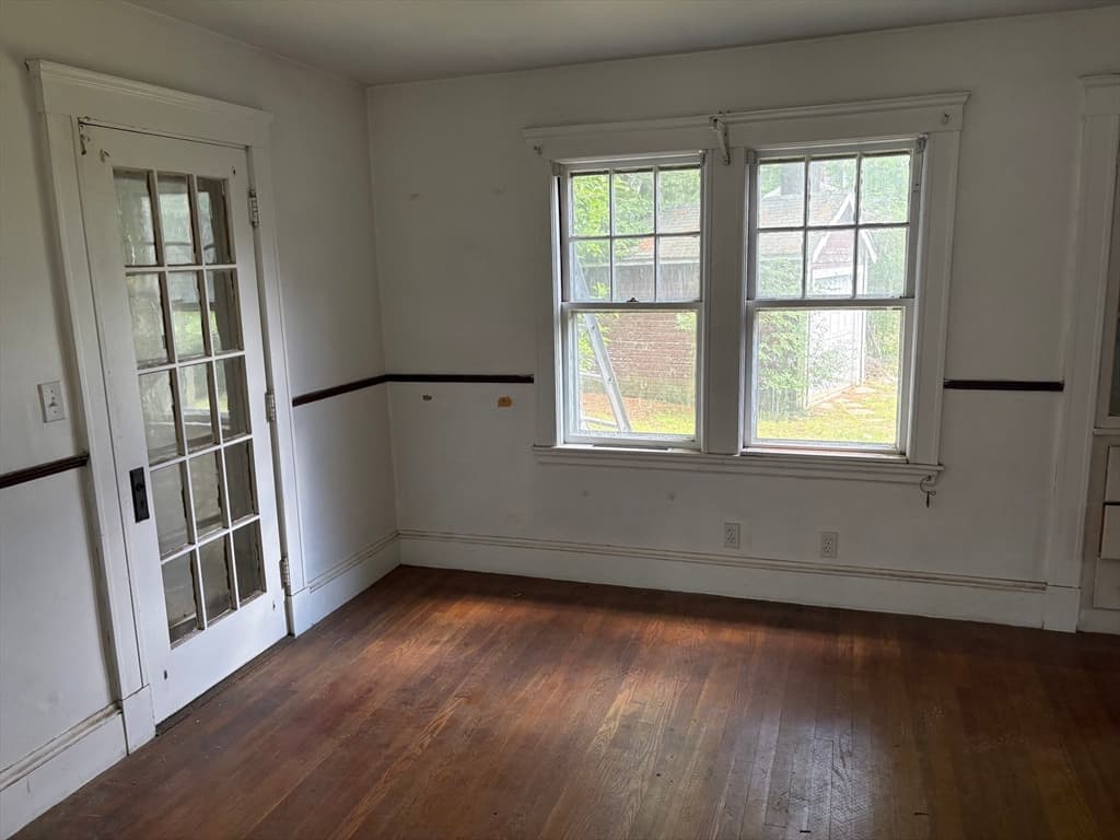 28 Samoset Rd, Newton MA 02468 photo 3