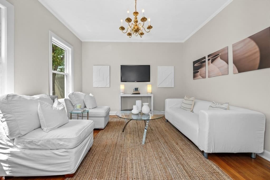 1 Bay View Place, Boston MA 02127 photo 3