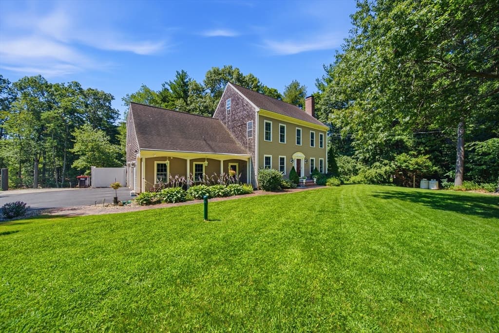 259 Cherry St, Bridgewater MA 02324 photo 3