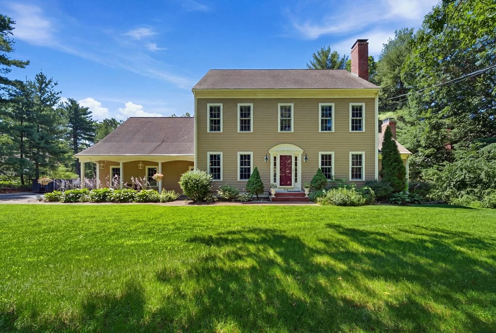 259 Cherry St, Bridgewater MA 02324