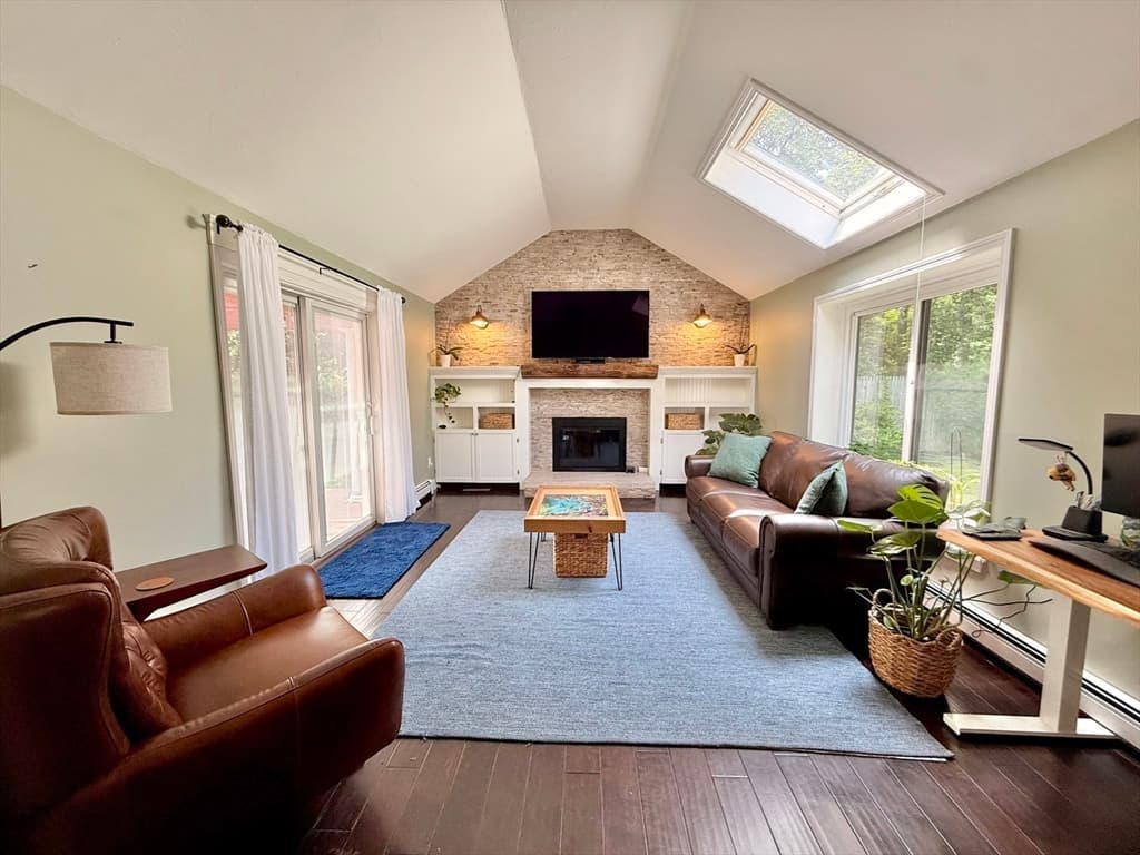 31 Childs St, Barnstable MA 02632 photo 6
