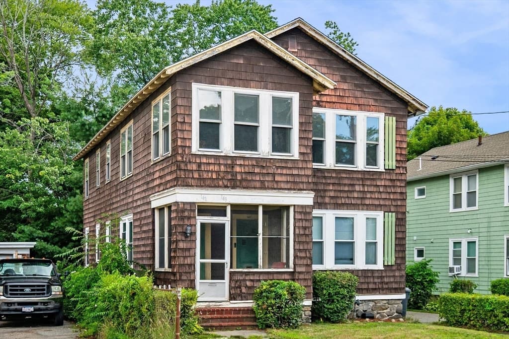 147-149 Oakland Ave, Methuen MA 01844 photo 2