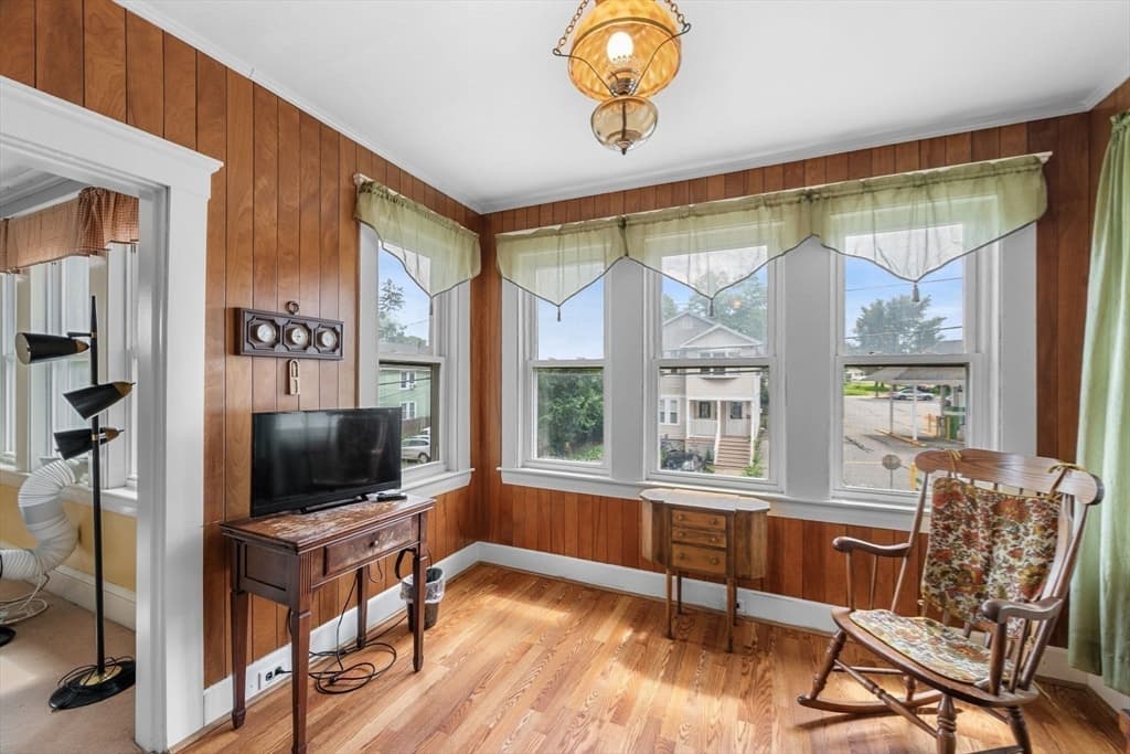 147-149 Oakland Ave, Methuen MA 01844 photo 9