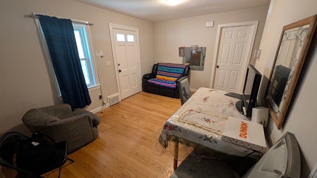 22 Walnut St, Revere MA 02151 photo 6
