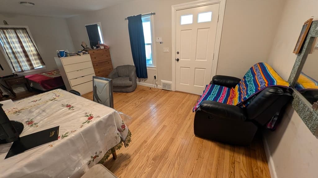 22 Walnut St, Revere MA 02151 photo 5
