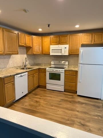 41 Spencer Rd # 32G, Boxborough MA 01719