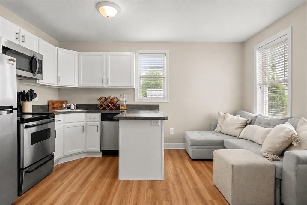 10 Malta St # 1, Hull MA 02045 photo 4