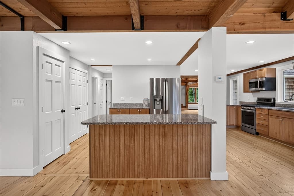 180 School Street, Barnstable MA 02563 photo 7