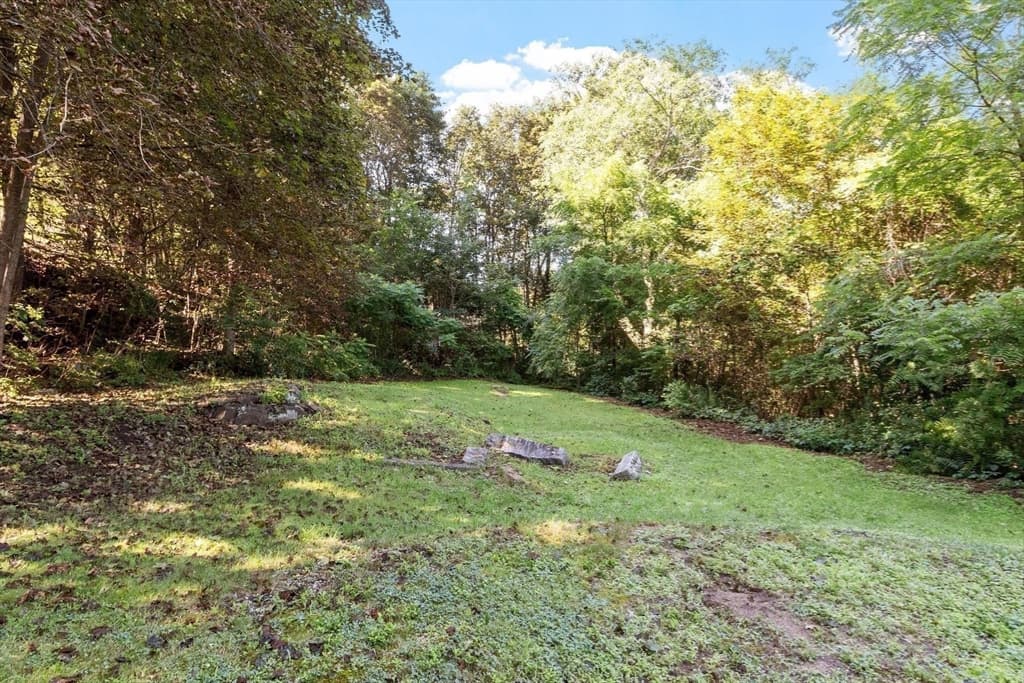 56 Bliss St, Athol MA 01331 photo 9