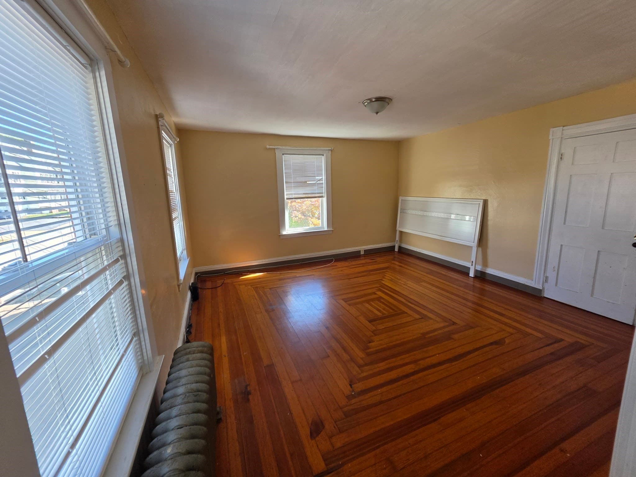 Multi Family at 8 Coram St, Taunton MA 02780, Taunton, photo 6 of 6