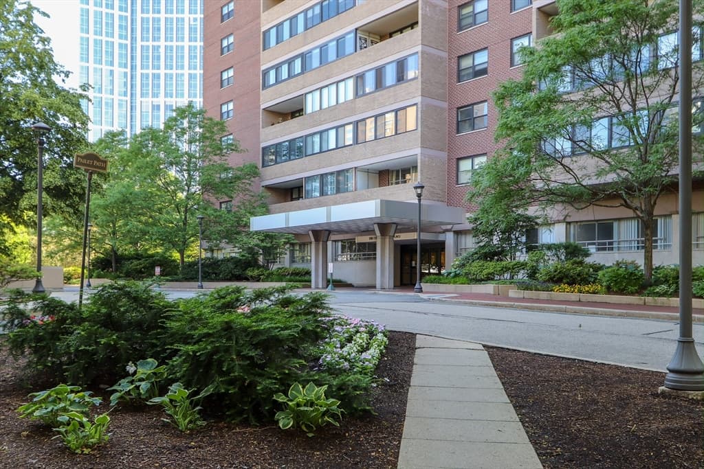 2 Hawthorne Pl # 10K, Boston MA 02114 photo 19