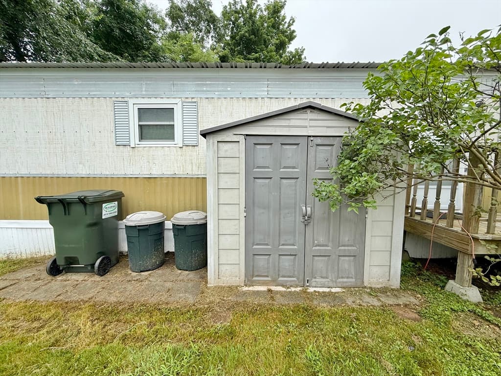229 Miller St # F4, Ludlow MA 01056 photo 26