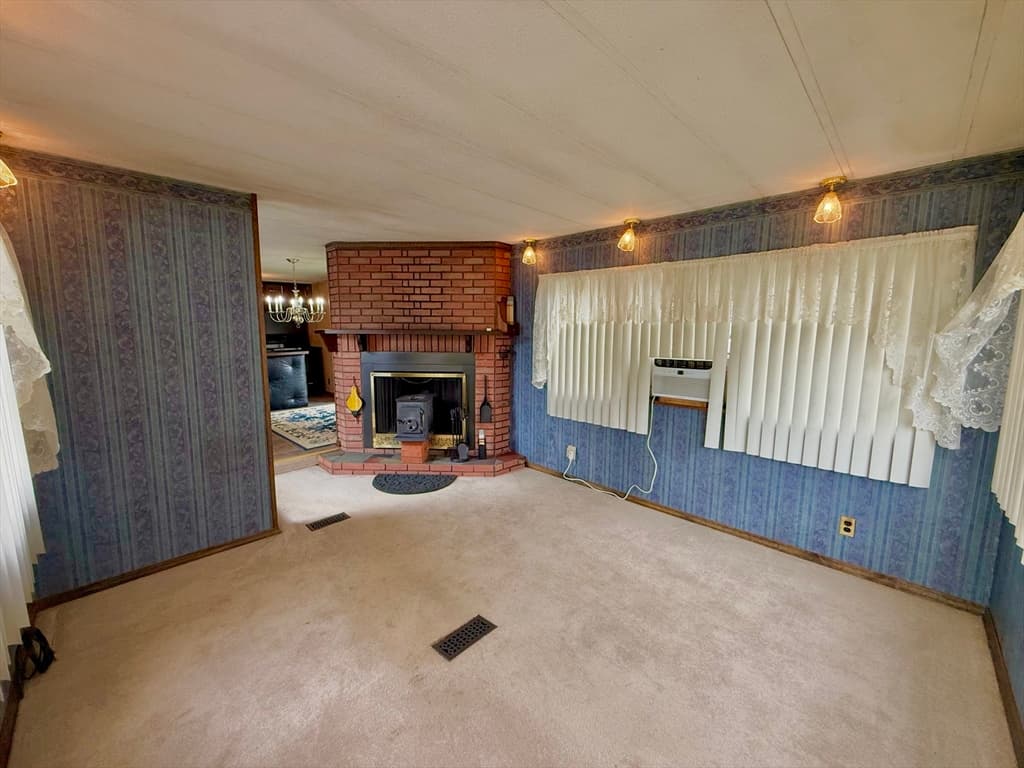 229 Miller St # F4, Ludlow MA 01056 photo 11