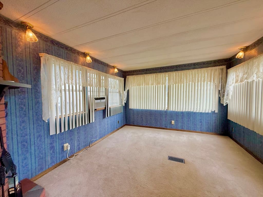 229 Miller St # F4, Ludlow MA 01056 photo 8