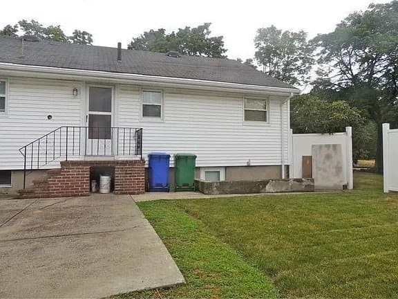 34 Anthony Rd, Newton MA 02460 photo 2