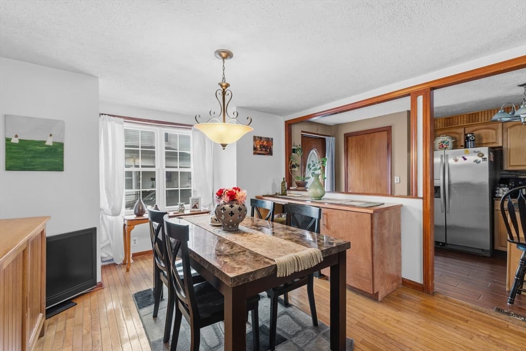 31 Sachem St, Fall River MA 02724 photo 14
