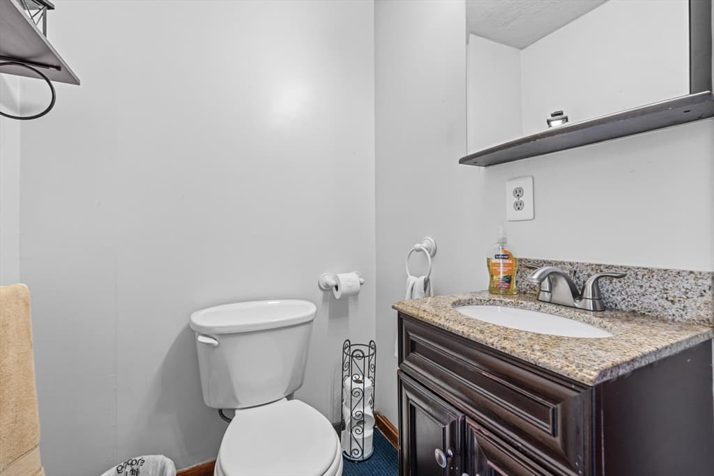 31 Sachem St, Fall River MA 02724 photo 18