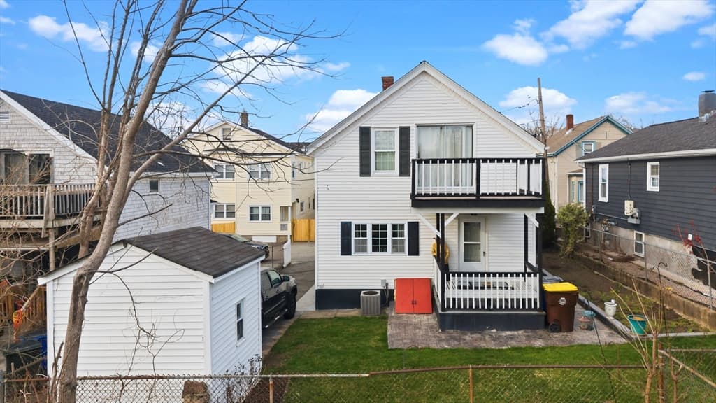 31 Sachem St, Fall River MA 02724 photo 4