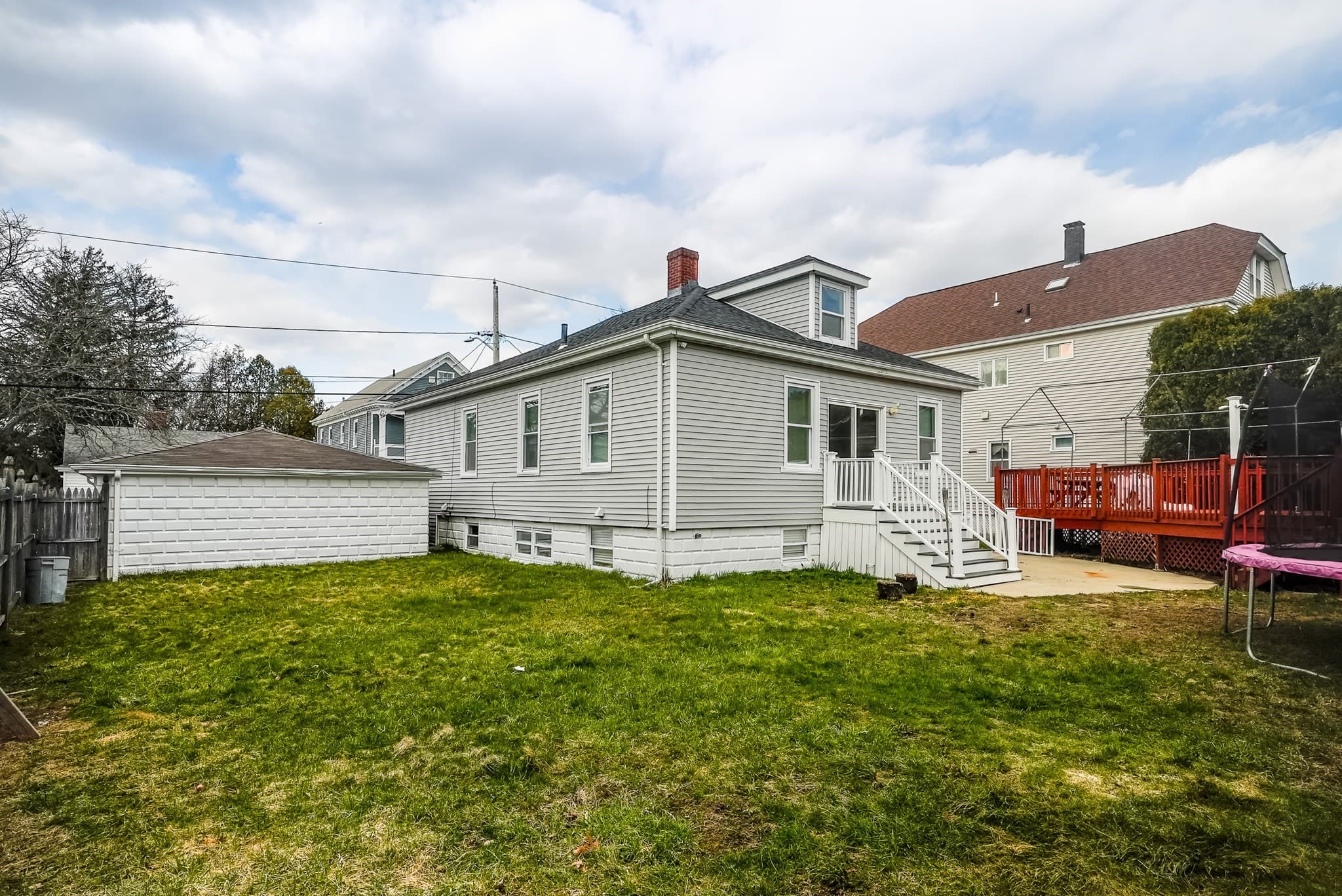 Single Family Residence at 58 Oaklawn St, New Bedford MA 02744, New Bedford, photo 2 of 25