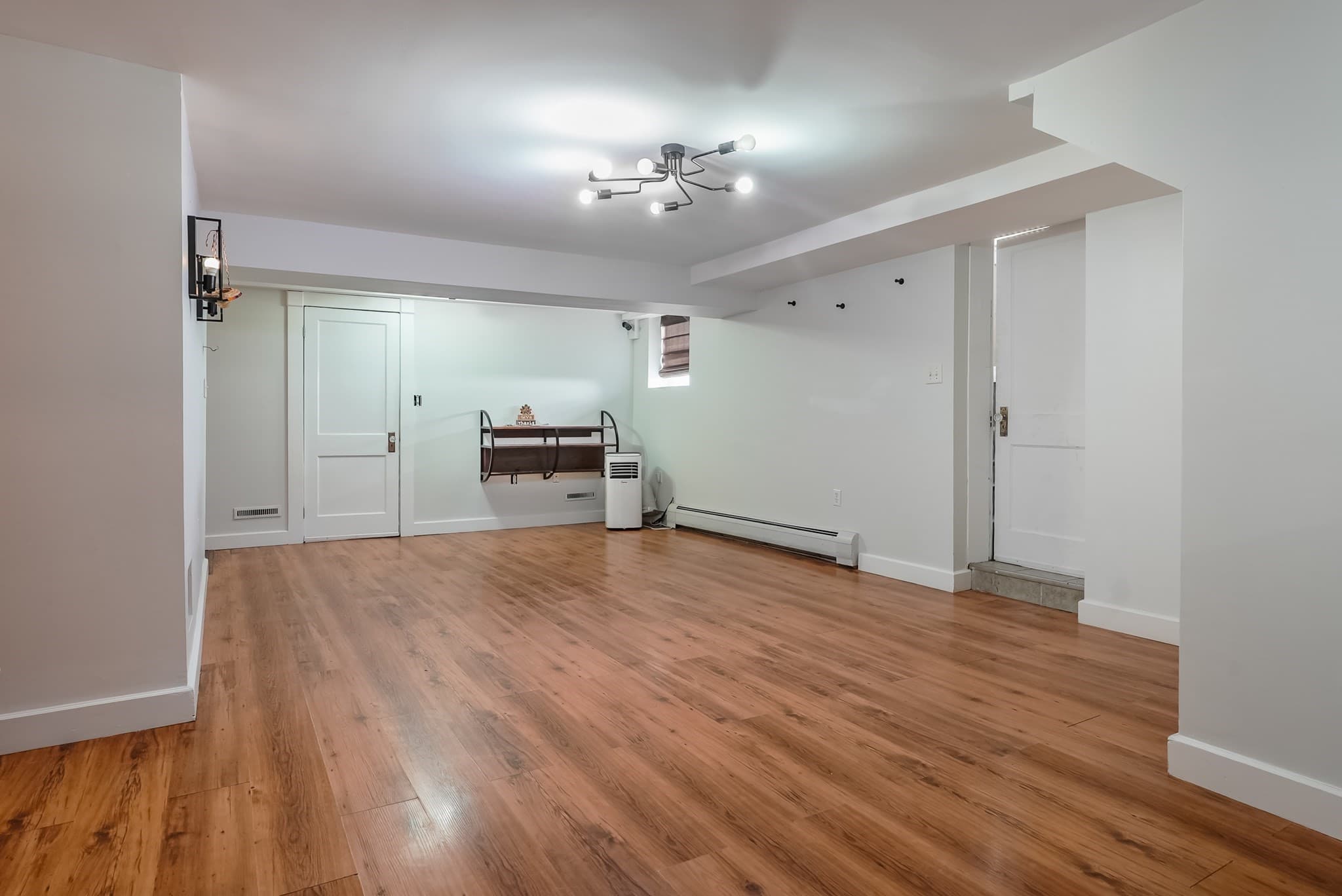 Single Family Residence at 58 Oaklawn St, New Bedford MA 02744, New Bedford, photo 9 of 25