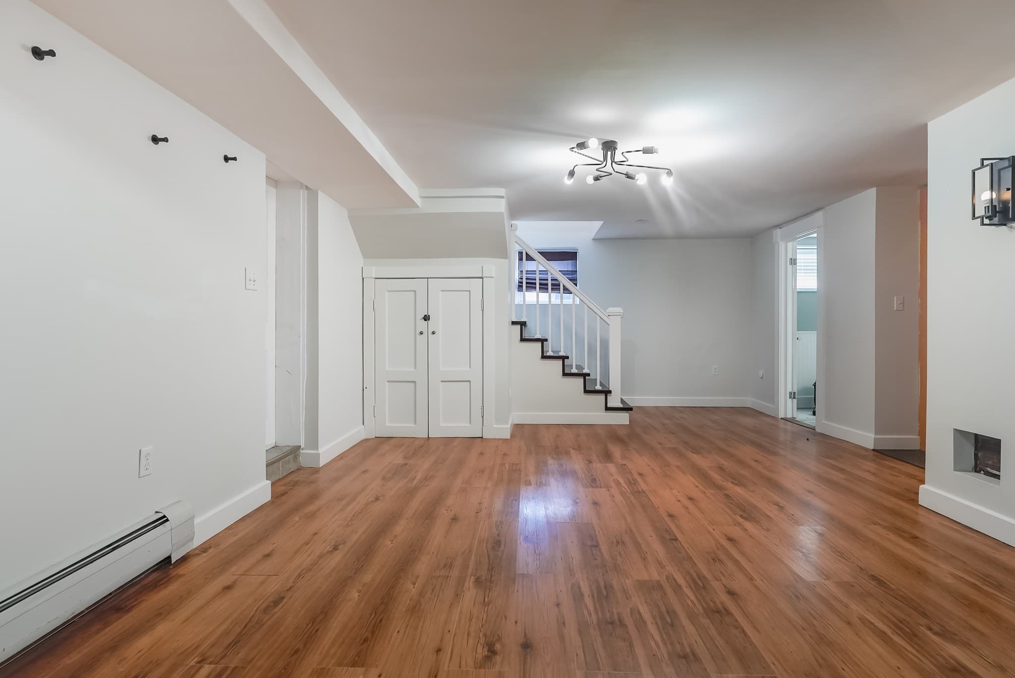 Single Family Residence at 58 Oaklawn St, New Bedford MA 02744, New Bedford, photo 10 of 25