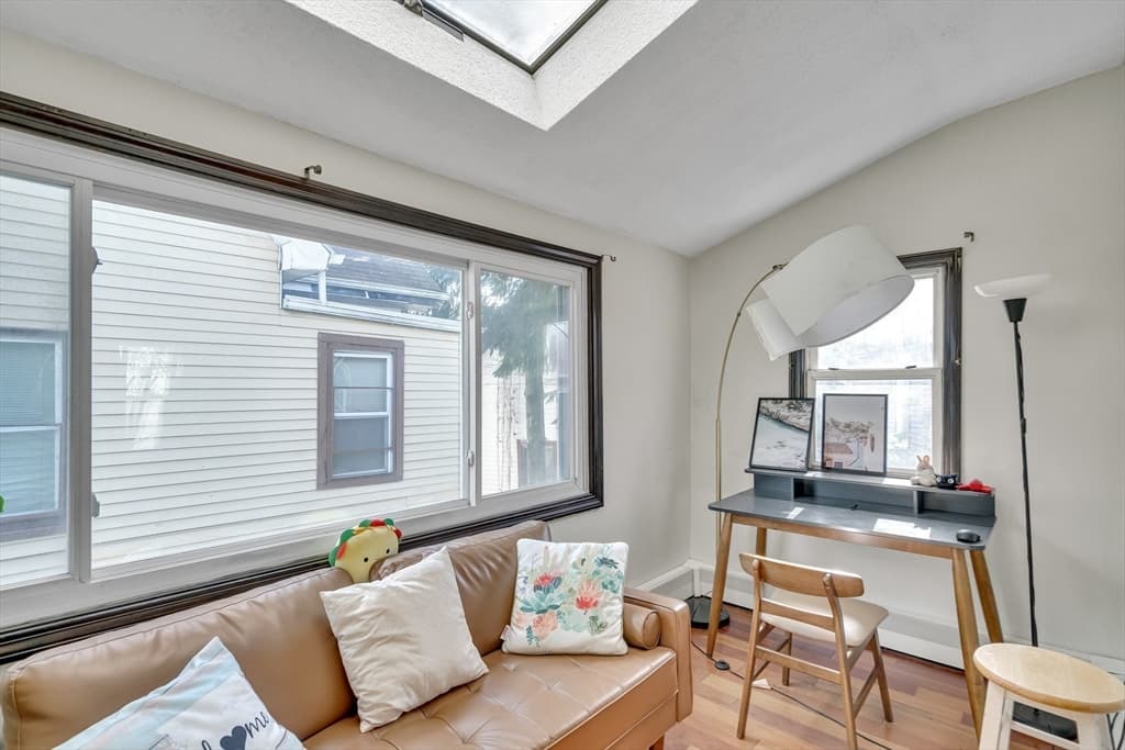 34 Summer St, Somerville MA 02143 photo 3