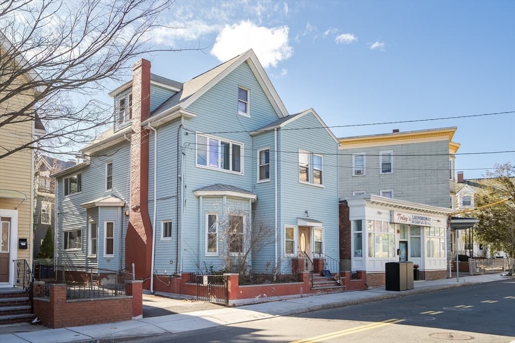 34 Summer St, Somerville MA 02143