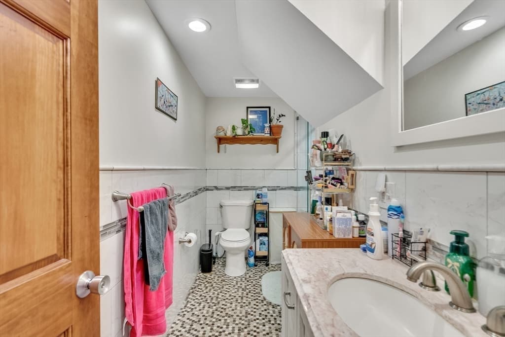 34 Summer St, Somerville MA 02143 photo 24