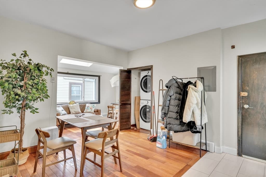 34 Summer St, Somerville MA 02143 photo 4