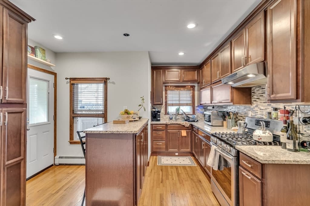 34 Summer St, Somerville MA 02143 photo 21