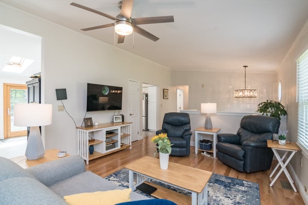 96 Straits Rd, Hatfield MA 01038 photo 6