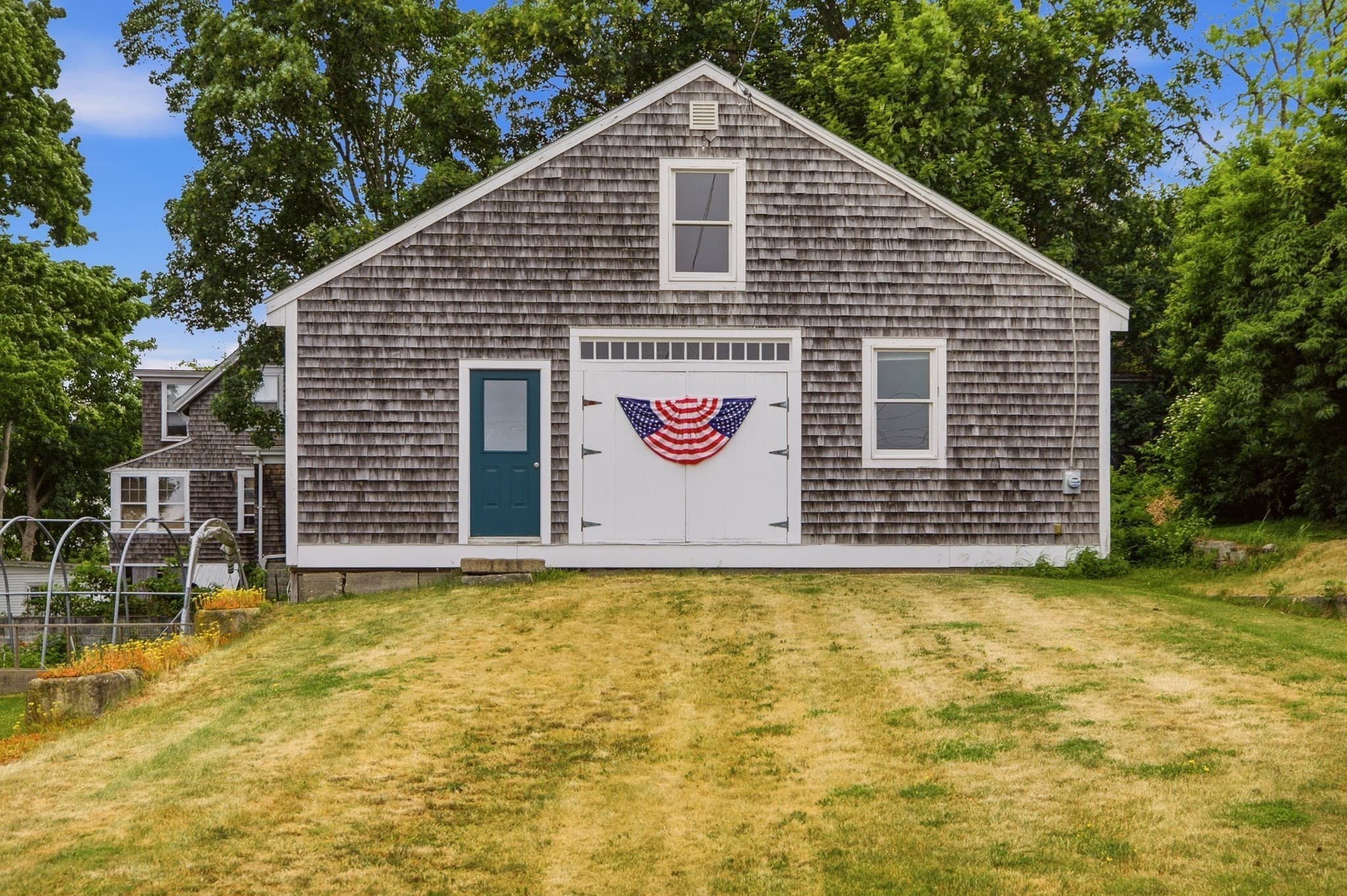 2 Family - 2 Units Up/Down at 22 South Avenue, Tiverton RI 02878, Tiverton, photo 4 of 42