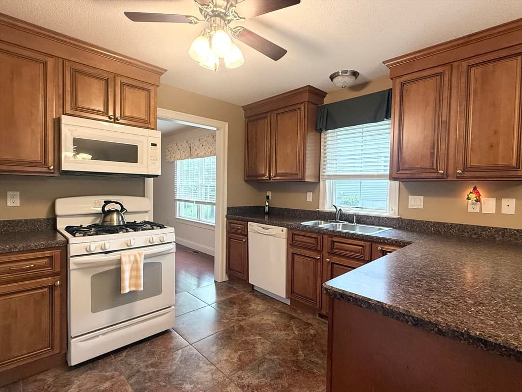 23 Cherry Drive # 23, Wilbraham MA 01095 photo 6