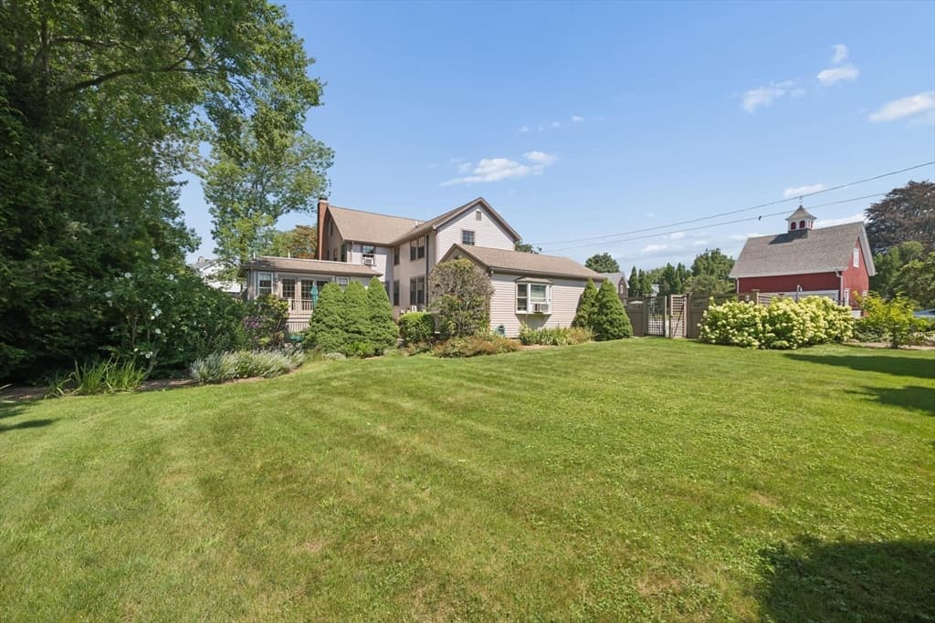 11 Prospect St, Dartmouth MA 02748 photo 4