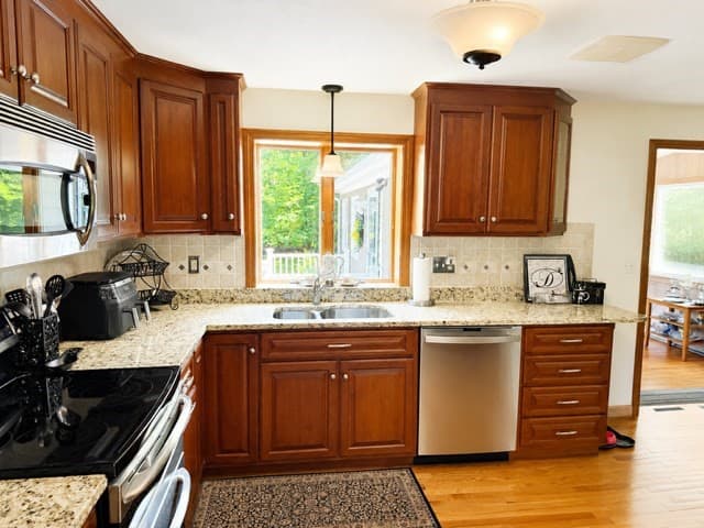 98 South Washington St, Norton MA 02766 photo 7