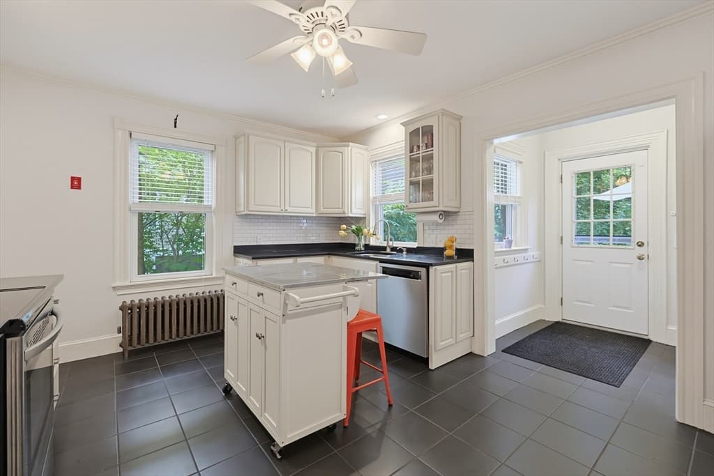 113 Grove St, North Attleboro MA 02760 photo 14