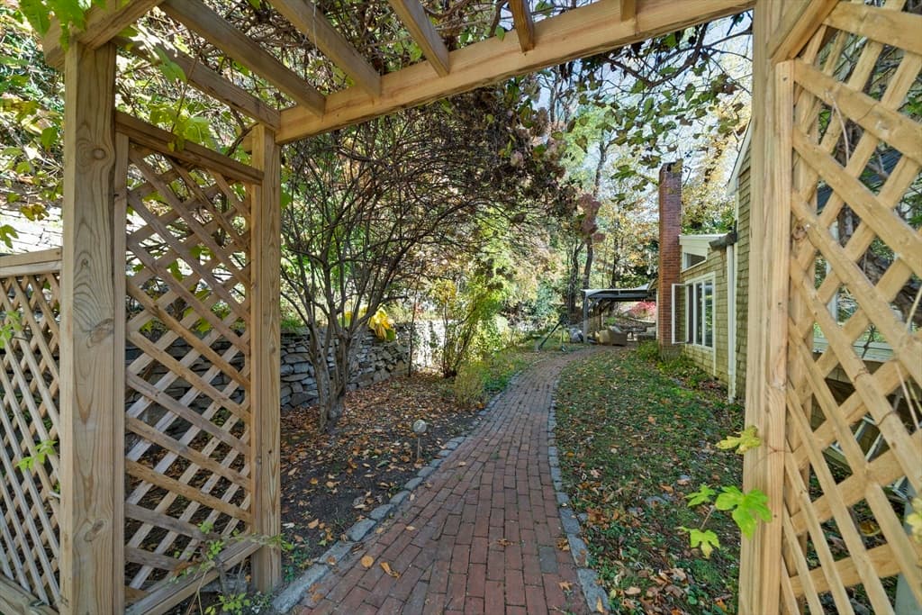 26 Church St, Norwell MA 02061 photo 33