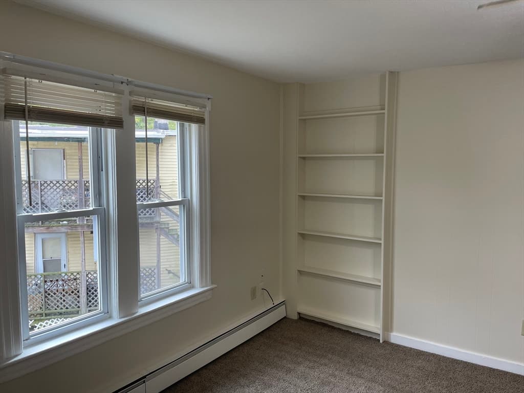 175 Grattan, Chicopee MA 01020 photo 16